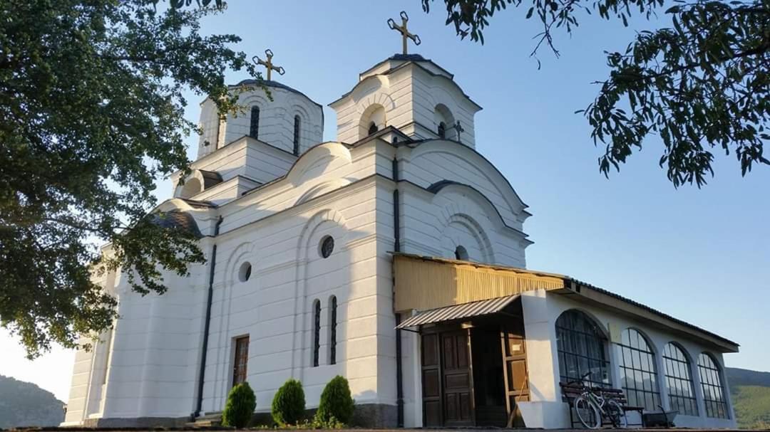Villa Bratislava Demir Kapija Exteriör bild